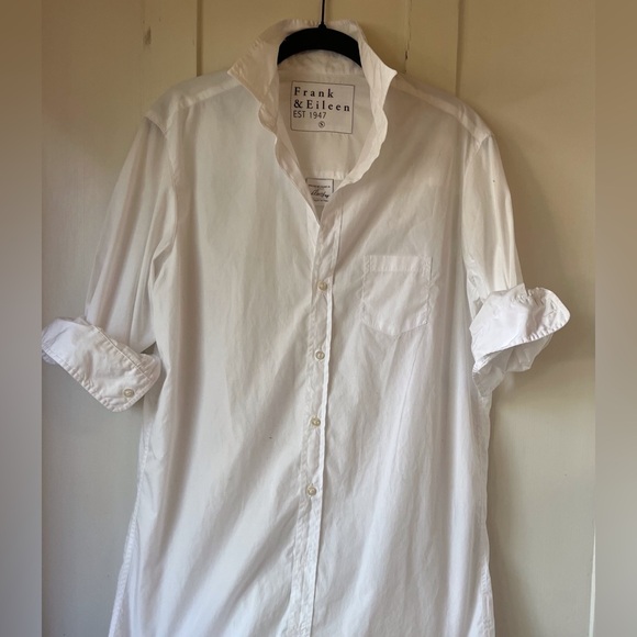 Frank & Eileen Mary White Poplin Size S